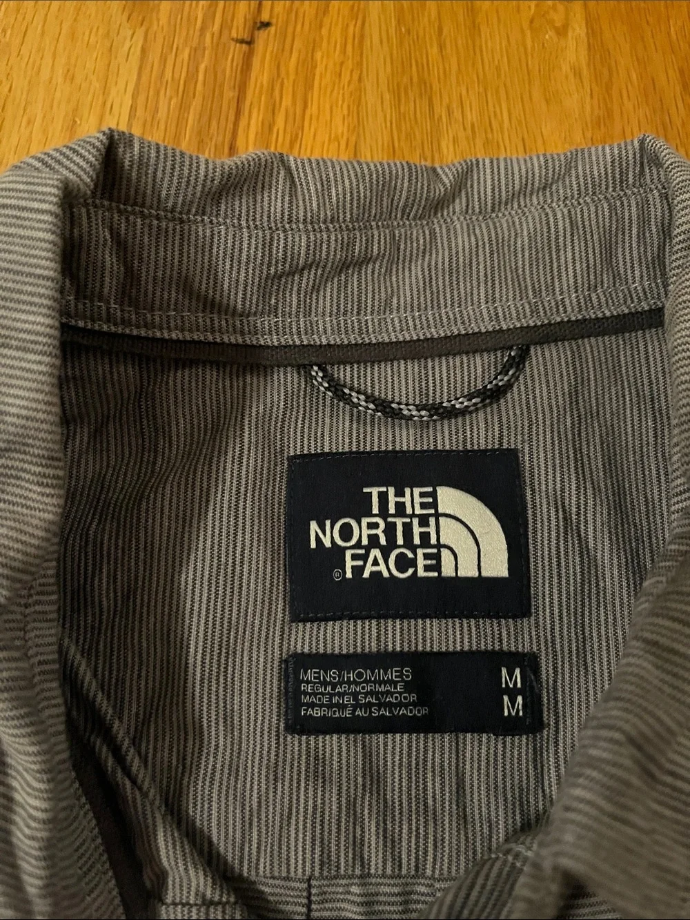 The North Face Men's Heather Gray Short-Sleeve Button-Down Shirt